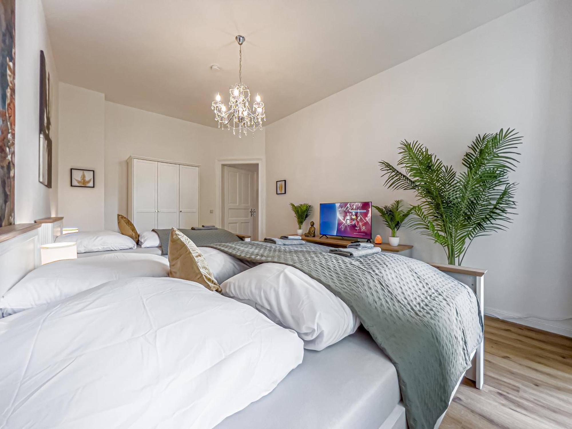 Grosse 3 Schlafzimmer Unterkunft Mit Kueche, Bad, Waschmaschine & Balkon Am Zoo ไลป์ซิก ภายนอก รูปภาพ